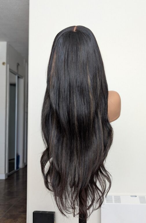 Anna Wavy Highlights - Image 2